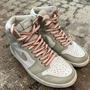 Nike Jordan 1s - Seafoam Green